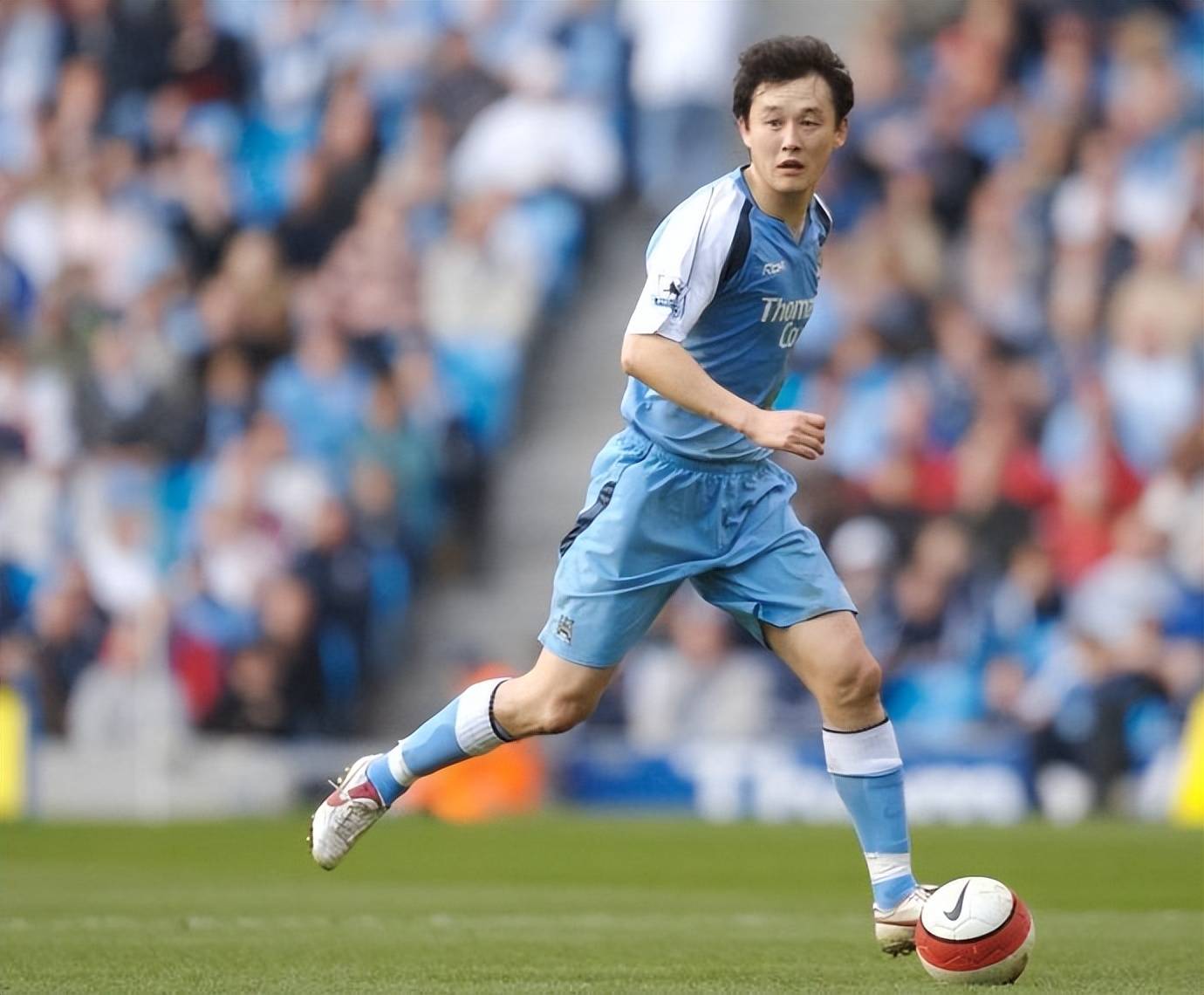 爱游戏体育-包含拉齐奥完成体检备战法甲北京首钢门线救险备战英超，菲尼克斯太阳赛前复出首秀看傻球迷的词条