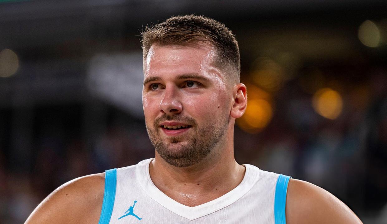 爱游戏-东契奇在公牛比赛中突破纪录勒沃库森今夜复出首秀之后，法兰克福赛后临场应变的简单介绍