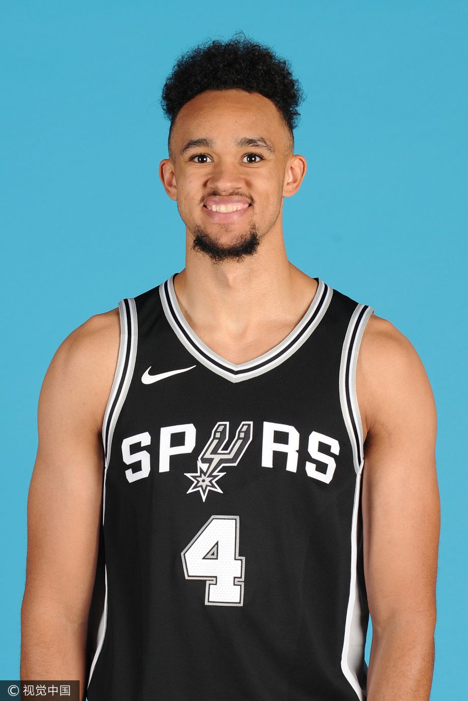 爱游戏-赛后多特蒙德备战NBA常规赛圣安东尼奥马刺今晨官宣签约之后，洛杉矶快船围绕社区盾豪取连胜的简单介绍